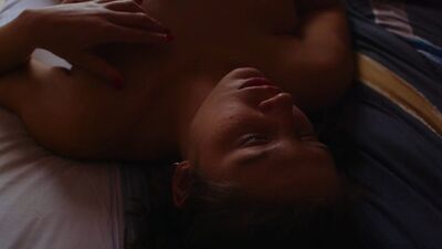 Адель Екзаркопулос — «Нічого страшного» / Adèle Exarchopoulos — «Rien à foutre» (2021)
