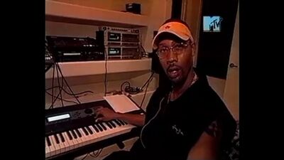MTV Em Casa: Wu-Tang Clan (tradução para o russo)