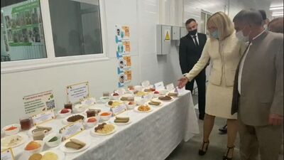 Rustam Minnikhanov visitó el Departamento de Alimentación y Comedores Sociales de Kazán