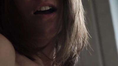 Chupadas de pezones, besos románticos y babosos, y lametones en el cuello de ninfómanas