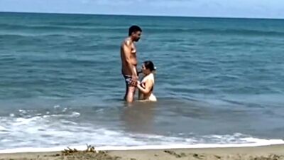 Tamang SIBAKAN lang malapit sa beach