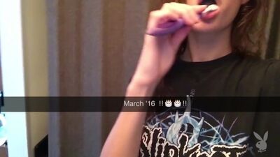 Vídeos sensuales de Sarah McDaniel, la modelo de portada de marzo de 2016, en Snapchat