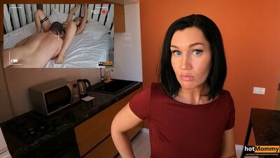 Die Stiefmutter wurde von ihrem Stiefsohn mit Handschellen gefesselt aufgefunden