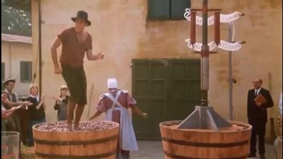 Adriano Celentano - Il ballo sull'uva dal film "L'addomesticamento del ribelle" (Clown - La Pigiatura)