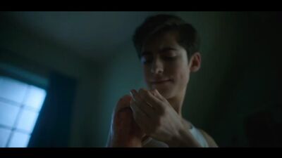 Numéro cinq ; L'Académie Umbrella ; Aidan Gallagher