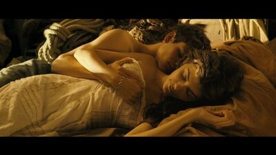 Audrey Tautou nue dans le film « Les fiançailles » (2004)