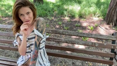 Сен мұнда модель болу үшін келдің бе, әлде жігіт іздеп жүрсің бе?