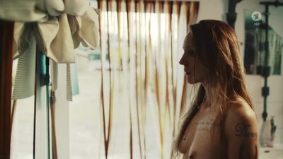 Petra Schmidt-Schaller, Mina Tander - Una buena madre (2017) Ver en línea / Петра Шмидт-Шаллер, Мина Тандер - Хорошая мама
