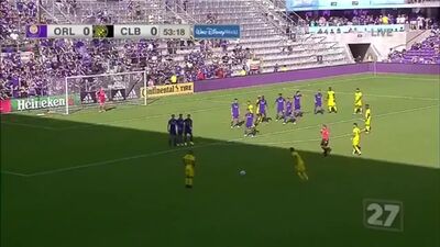 Le frère de Gonzalo Higuaín, Federico, a marqué un superbe but sur coup franc