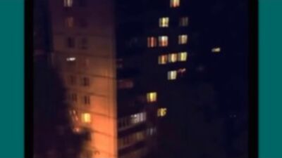 Худорлявий чоловік — це божевілля! У Росії зафіксували мутанта, який спускався по фасаду будівлі!