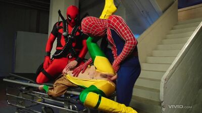 Spider-Man i Deadpool rżną dziwkę [HD 720, same sceny erotyczne, porno, porno i seks] [720p]