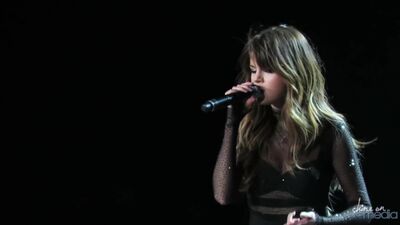 Selena Gomez - -Sober- Ao vivo no Staples Center - Revival Tour