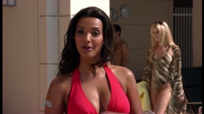Jessica Lucas sensual em «Friends with Benefits»