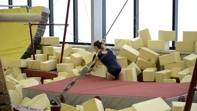 Verona van de Leur, ginasta holandesa e estrela pornográfica [ #Loira #Boquete #Ejaculações #Europeia #HD #SeiosPequenos #veronavandeleur ]