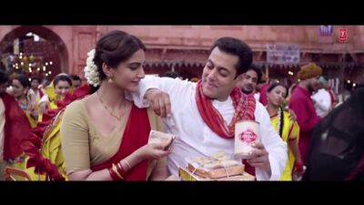 «Aaj Unse Kehna Hai» (vídeo completo) _ Canciones de «Prem Ratan Dhan Payo» _ Versión femenina _ T-Series