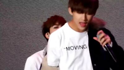 Najbardziej seksowne momenty V z BTS [Kim Taehyung]