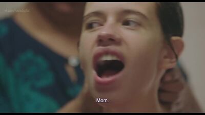 Kalki Koechlin, Sayani Gupta desnudas - Margarita with a Straw (2014) 1080p / Kalki Koechlin, Sayani Gupta - Margarita con pajita