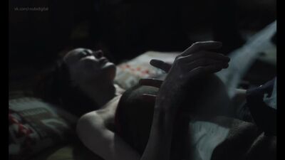Робін Райт оголена — «Земля» (2021) HD 1080p Дивитися онлайн / Робін Райт — «Земля»