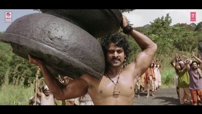 Baahubali: El comienzo - Sivuni Aana (2015)