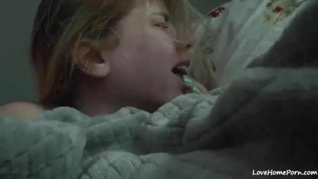 Лесбиянки впервые. Уникальная коллекция секс видео на spdal.ru Секс лесбиянок