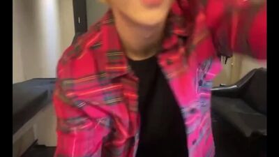 Lee Min-hyuk es un fan incondicional de STAY, ¡eso es un hecho! :D /BTOB • skz/