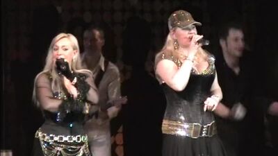Mirage (Natalia Goulkina et Margarita Souhankina) - La nuit tombe (Arkhangelsk, 14 avril 2009)
