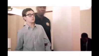 Bez wstydu – (Carl Gallagher)