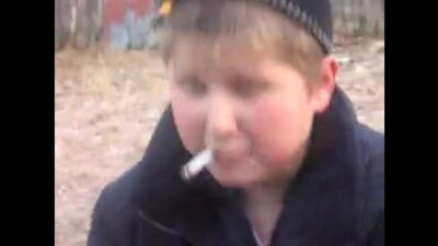 Co tu jest tak mało? To kurwa nasze miejsce! Wygłupiałeś się – to cię skopałem! Usiadłeś na pniu – musiałeś oddać koszarkę!