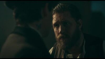 Alfie Solomons i Luca Changretta (fragment serialu „Peaky Blinders”)