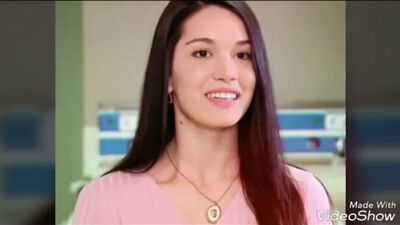 Hazal Subaşı - Uma Obra de Arte [via torchbrowser.com]