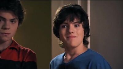 Mi niñera es una vampiresa (4.º episodio)