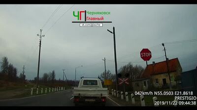 Parada con el parachoques trasero tras la línea de stop. Sovetsk. 22-11-19