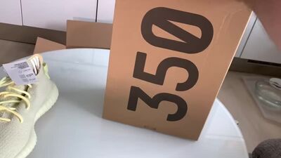 [LIVE DÉJANTÉ] J'AI ACHETÉ DES ADIDAS YEEZY SUR FARFETCH ET JE LES AI COMPARÉES À LES Miennes // OÙ SONT LES DOIGTS ?