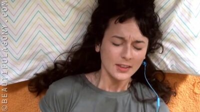 Compilation de visages (masturbation et orgasme)