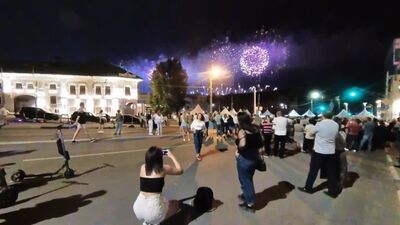 Fogo de artifício no Dia da Cidade, 21 de agosto de 2021, Nizhny Novgorod