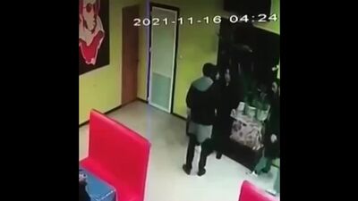 ★ À Astrakhan, des Caucasiens ont roué de coups un groupe de clientes dans un café