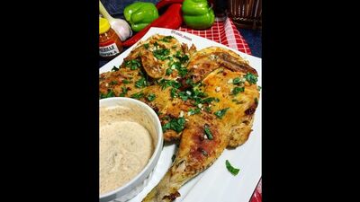 Frango tapaka (os ingredientes estão indicados na descrição do vídeo)