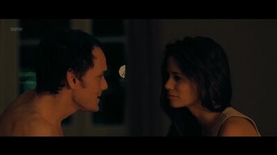 Lucie Lucas nuda - Porto (FR-PT-PL-US 2016) 1080p WEB