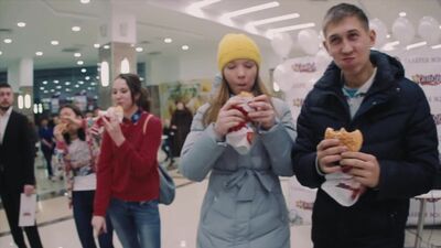 Inauguração do restaurante Carl's Jr. na galeria Voyage