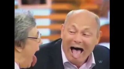 Tínhamos dois saquinhos de erva, 75 ampolas de mescalina... (360p).mp4