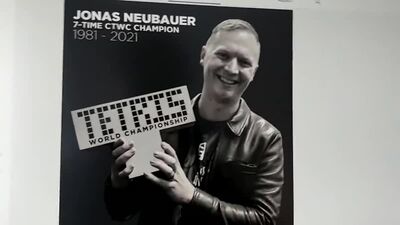 Помер чемпіон світу з Тетрісу Йонас Ньюбауер / Tetris World Champion Jonas Newbauer Dies