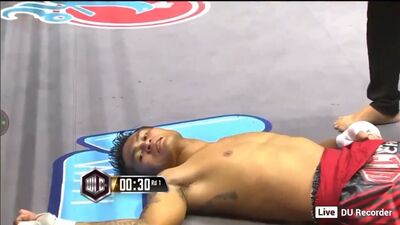 Boxe birmane Letthwei : finale du combat pour le titre. WLC 6