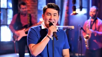 AZAMAT MUSAGALIEV: ¿QUÉ DEMONIOS ESTÁS HACIENDO?
