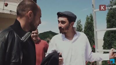 Und du, hast du schon mal eine Tussi gefickt?