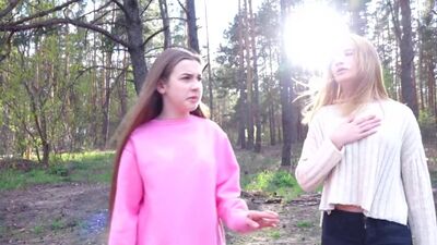 [Lady Diana] Du Tollpatsch! Ich habe vergessen, wo ich die Puppe hingelegt habe! Diana und Anya begeben sich auf ein Abenteuer