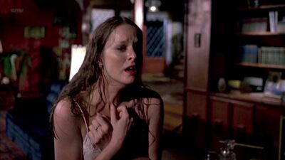 Mary Beth McDonough nago – Mortuary (USA 1983) 1080p
