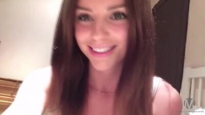 Galina Dub (Galina Dubenenko) - Charla con los fans en Periscope, 10 de diciembre de 2015 (@galina_dub)