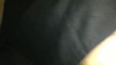Indonesische Frau im Hijab hat Sex im Hotel mit ihrem Freund