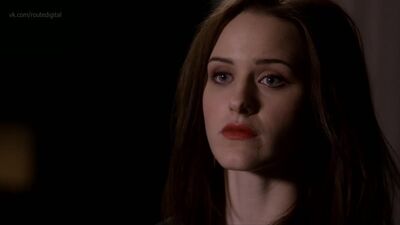 Rachel Brosnahan - The Blacklist (2014) s01e15 HD 1080p Nue ? Sexy ! Regarder en ligne