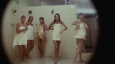 Los pies de Hunter, etc. Desnudos - Porky's (1982) HD 1080p